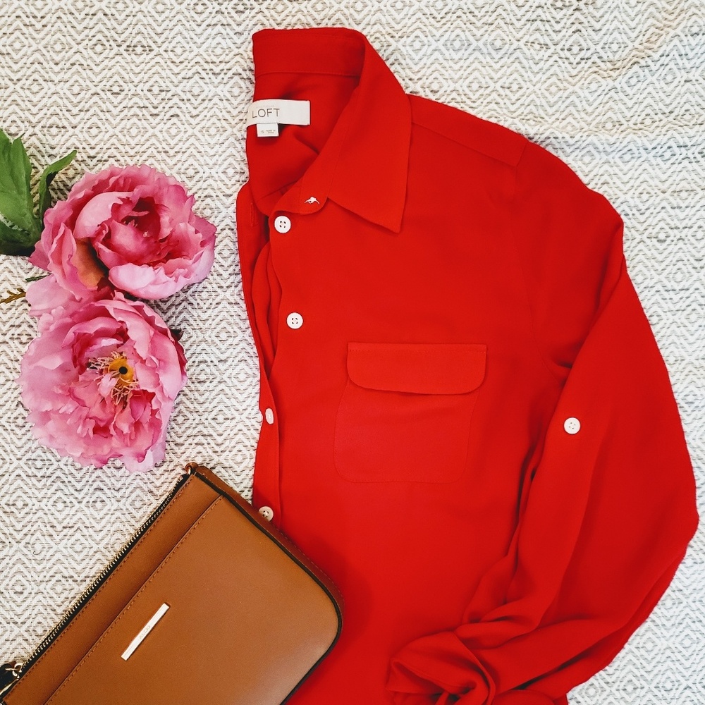 LOFT bottom up blouse